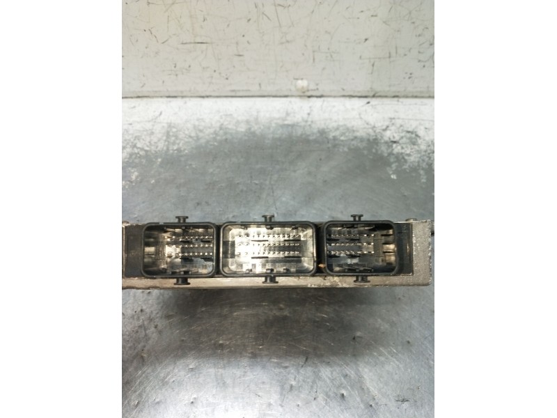 Recambio de centralita motor uce para renault laguna ii (bg0/1_) 2.0 16v (bg00, bg0k, bg0p, bg0w) referencia OEM IAM 8200264679 