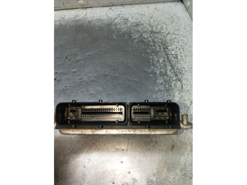 Recambio de centralita motor uce para volkswagen golf iv (1j1) 1.9 tdi referencia OEM IAM 0281010112 038906012L 28SA4242 98