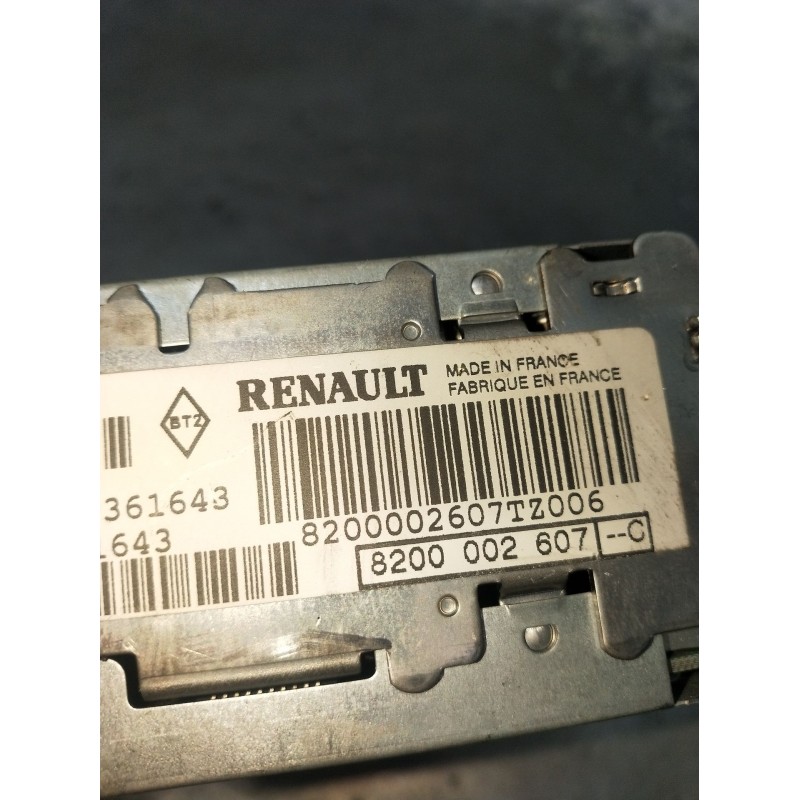 Recambio de sistema audio / radio cd para renault laguna ii (bg0/1_) 2.0 16v (bg00, bg0k, bg0p, bg0w) referencia OEM IAM 8200002