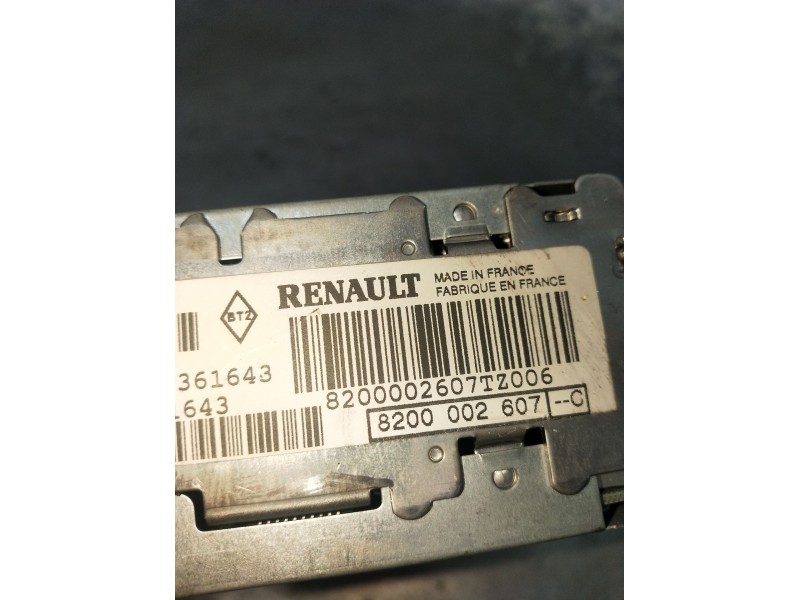 Recambio de sistema audio / radio cd para renault laguna ii (bg0/1_) 2.0 16v (bg00, bg0k, bg0p, bg0w) referencia OEM IAM 8200002