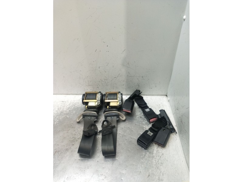 Recambio de juego cinturones trasero para renault laguna ii (bg0/1_) 2.0 16v (bg00, bg0k, bg0p, bg0w) referencia OEM IAM  5P 02