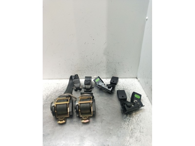Recambio de juego cinturones trasero para renault laguna ii (bg0/1_) 2.0 16v (bg00, bg0k, bg0p, bg0w) referencia OEM IAM  5P 02