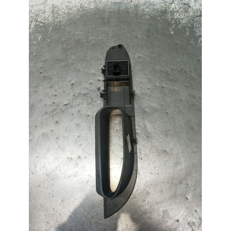 Recambio de mando elevalunas delantero izquierdo para seat ibiza iii (6l1) 1.9 tdi referencia OEM IAM 6L1867171F 3P 06