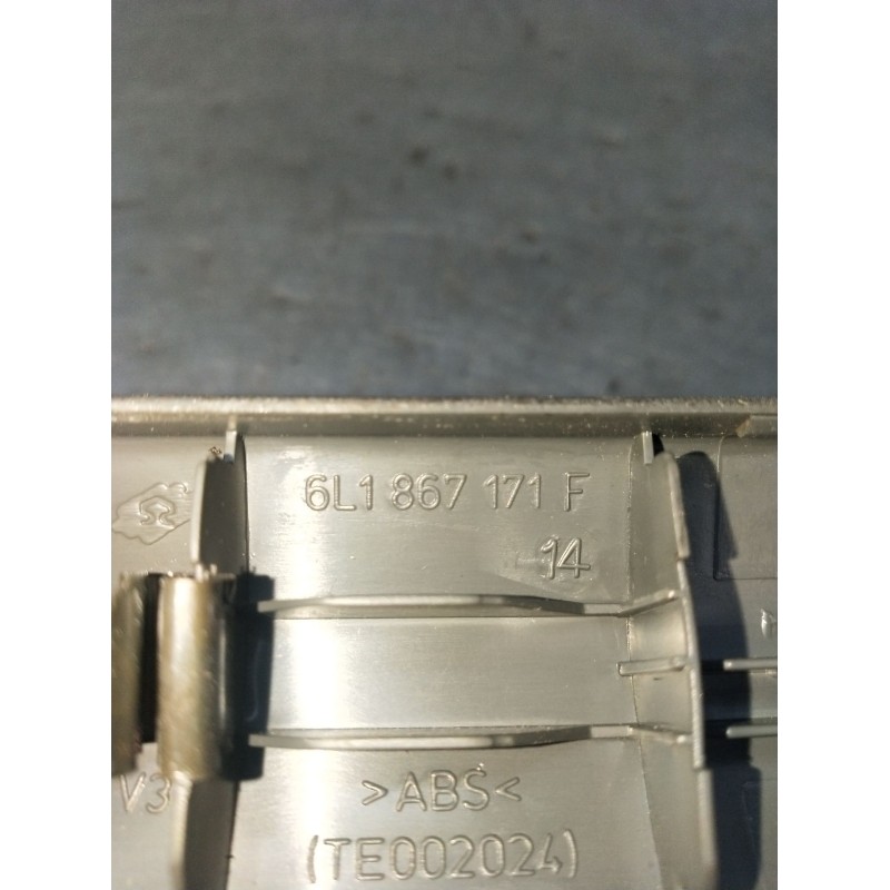 Recambio de mando elevalunas delantero izquierdo para seat ibiza iii (6l1) 1.9 tdi referencia OEM IAM 6L1867171F 3P 06