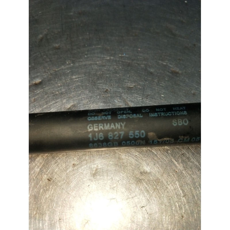 Recambio de amortiguadores maletero / porton para volkswagen golf iv (1j1) 1.9 tdi referencia OEM IAM 1J6827550  98