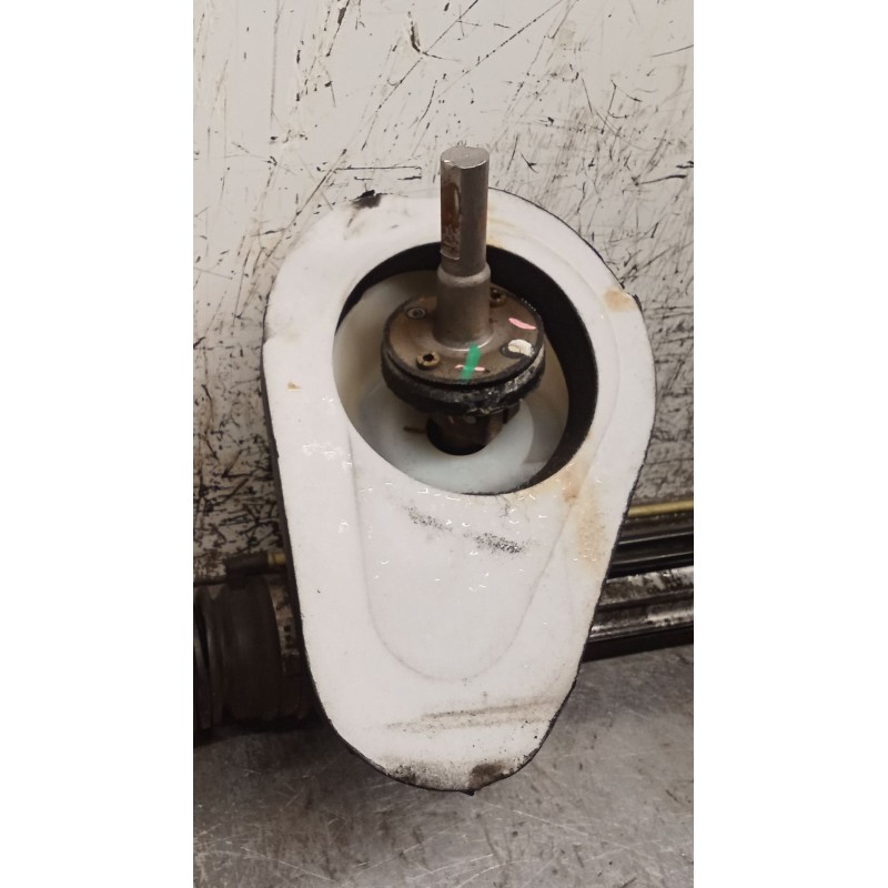 Recambio de cremallera direccion para ford mondeo iii (b5y) 1.8 16v referencia OEM IAM 1S7C3200AE RF1S7C3550AA 01