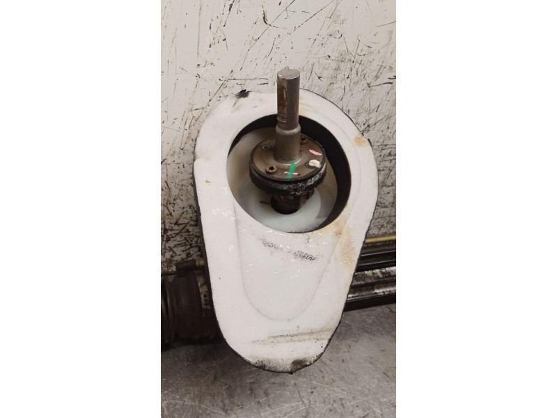 Recambio de cremallera direccion para ford mondeo iii (b5y) 1.8 16v referencia OEM IAM 1S7C3200AE RF1S7C3550AA 01