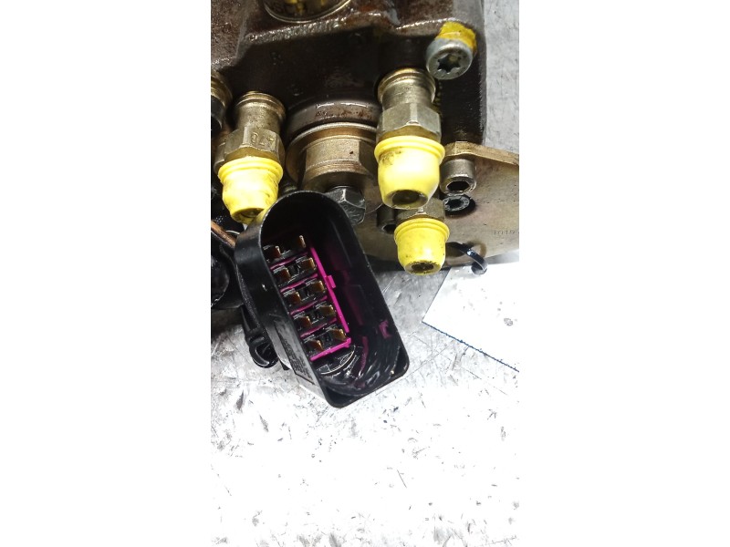 Recambio de bomba inyeccion para seat ibiza ii (6k1) 1.9 sdi referencia OEM IAM 0460404972 038130107B BOSCH