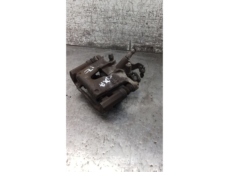 Recambio de pinza freno trasera izquierda para ford mondeo iii (b5y) 1.8 16v referencia OEM IAM   01