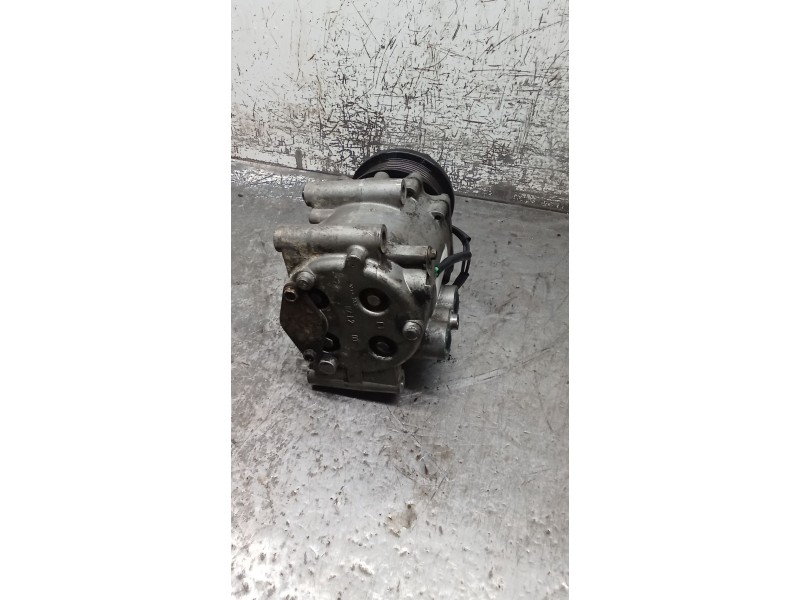 Recambio de compresor aire acondicionado para ford mondeo iii (b5y) 1.8 16v referencia OEM IAM HCCYS4HAA  01