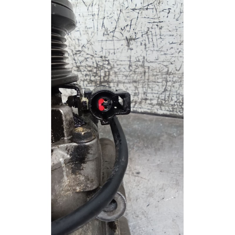 Recambio de compresor aire acondicionado para ford mondeo iii (b5y) 1.8 16v referencia OEM IAM HCCYS4HAA  01