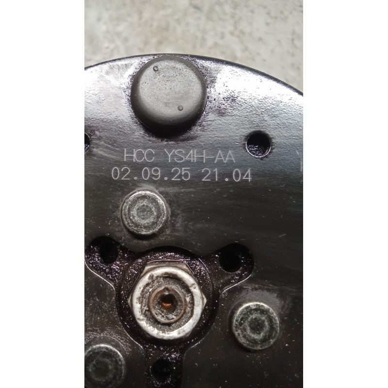 Recambio de compresor aire acondicionado para ford mondeo iii (b5y) 1.8 16v referencia OEM IAM HCCYS4HAA  01