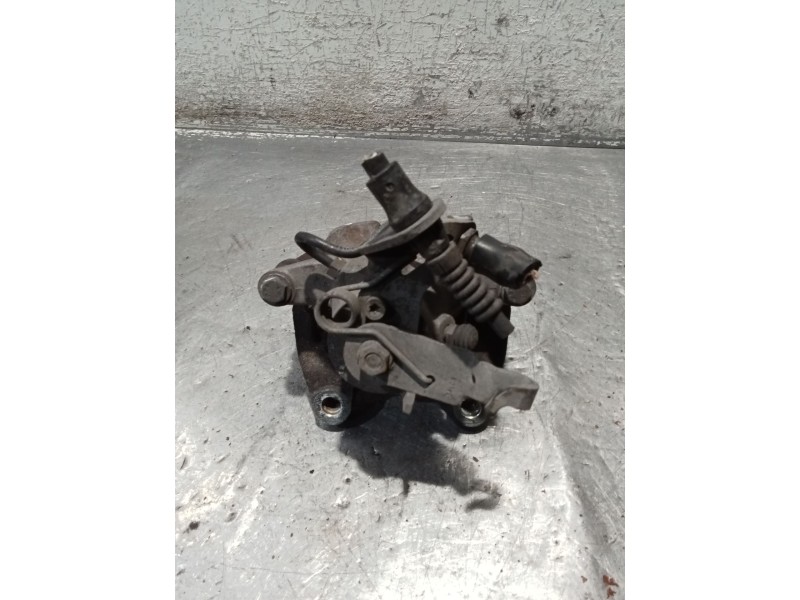 Recambio de pinza freno trasera derecha para skoda suberb (3t4) ambition referencia OEM IAM   08