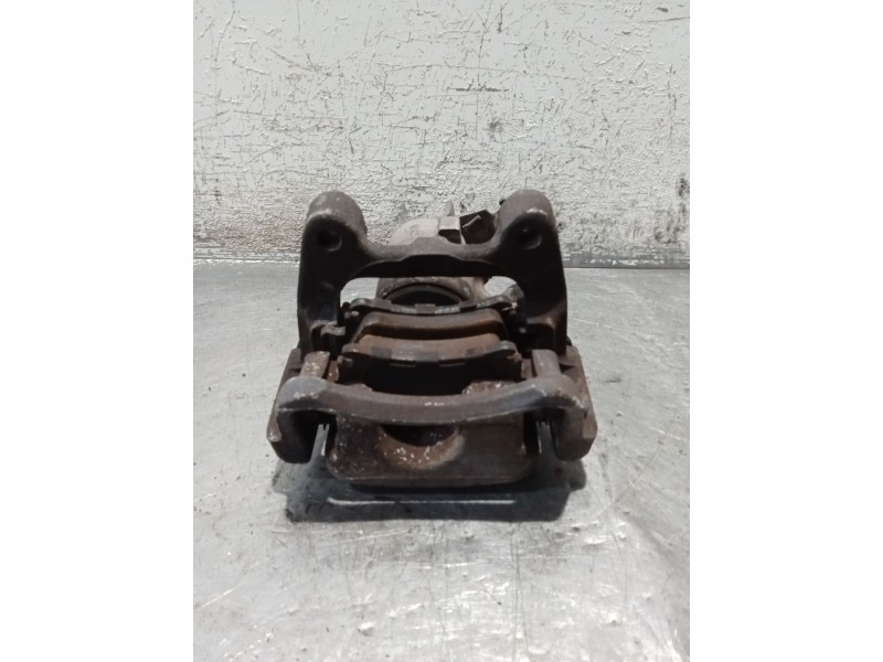 Recambio de pinza freno trasera derecha para skoda suberb (3t4) ambition referencia OEM IAM   08