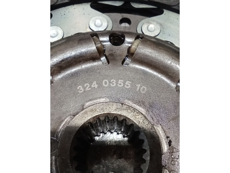 Recambio de kit embrague para skoda suberb (3t4) ambition referencia OEM IAM 324035510  08