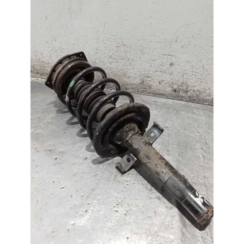 Recambio de amortiguador delantero izquierdo para renault scénic ii (jm0/1_) 1.9 dci (jm0g, jm12, jm1g, jm2c) referencia OEM IAM