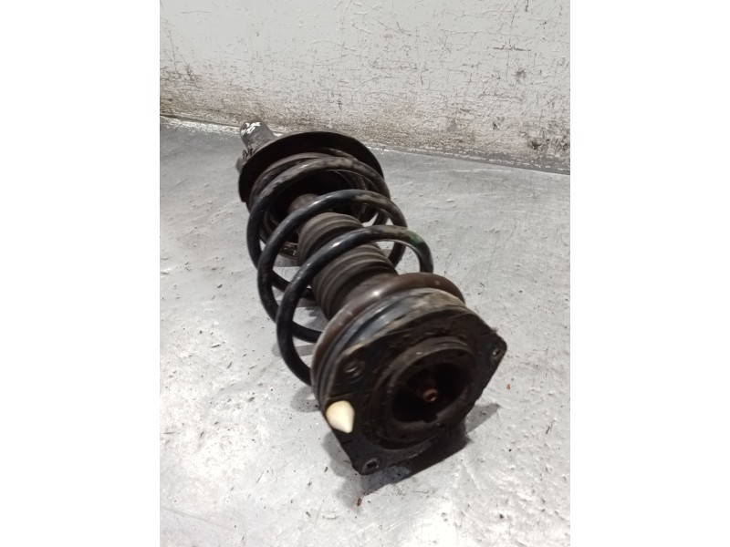 Recambio de amortiguador delantero izquierdo para renault scénic ii (jm0/1_) 1.9 dci (jm0g, jm12, jm1g, jm2c) referencia OEM IAM