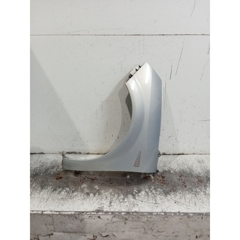 Recambio de aleta delantera izquierda para renault scénic ii (jm0/1_) 1.9 dci (jm0g, jm12, jm1g, jm2c) referencia OEM IAM  5P 04