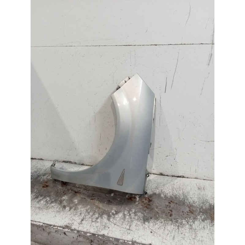 Recambio de aleta delantera izquierda para renault scénic ii (jm0/1_) 1.9 dci (jm0g, jm12, jm1g, jm2c) referencia OEM IAM  5P 04