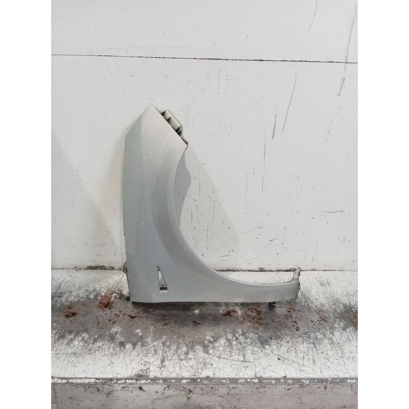 Recambio de aleta delantera derecha para renault scénic ii (jm0/1_) 1.9 dci (jm0g, jm12, jm1g, jm2c) referencia OEM IAM  5P 04