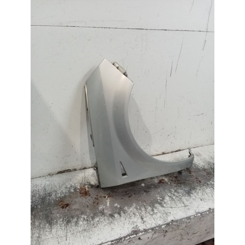 Recambio de aleta delantera derecha para renault scénic ii (jm0/1_) 1.9 dci (jm0g, jm12, jm1g, jm2c) referencia OEM IAM  5P 04