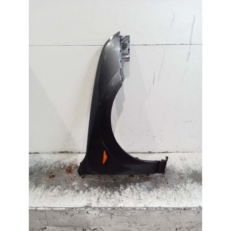 Recambio de aleta delantera derecha para ford mondeo iii (b5y) 1.8 16v referencia OEM IAM  4P 02