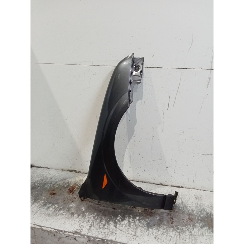 Recambio de aleta delantera derecha para ford mondeo iii (b5y) 1.8 16v referencia OEM IAM  4P 02