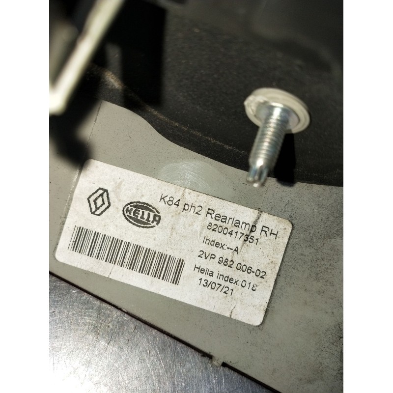 Recambio de piloto trasero derecho para renault megane ii station wagon (km0/1_) 1.9 dci referencia OEM IAM 2VP98200602 82004173