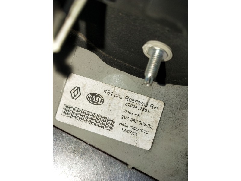 Recambio de piloto trasero derecho para renault megane ii station wagon (km0/1_) 1.9 dci referencia OEM IAM 2VP98200602 82004173