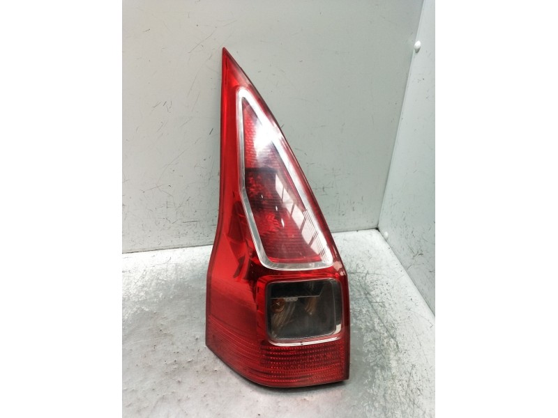 Recambio de piloto trasero izquierdo para renault megane ii station wagon (km0/1_) 1.9 dci referencia OEM IAM   06