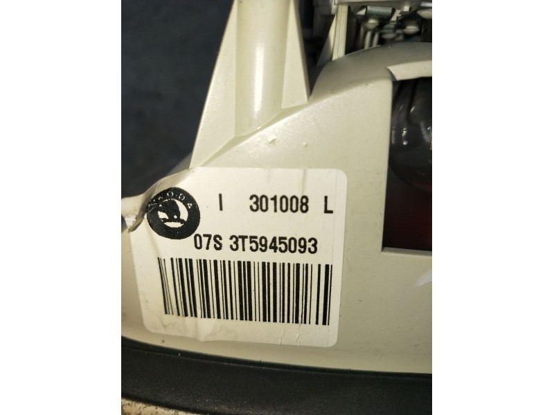 Recambio de piloto trasero izquierdo interior para skoda suberb (3t4) ambition referencia OEM IAM 07S3T5945093  08