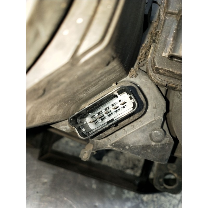 Recambio de faro izquierdo para renault megane ii station wagon (km0/1_) 1.9 dci referencia OEM IAM   06