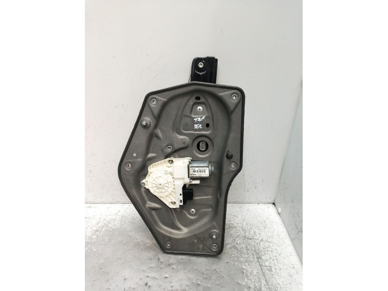 Recambio de elevalunas trasero derecho para skoda suberb (3t4) ambition referencia OEM IAM 8K0959812 5P 08