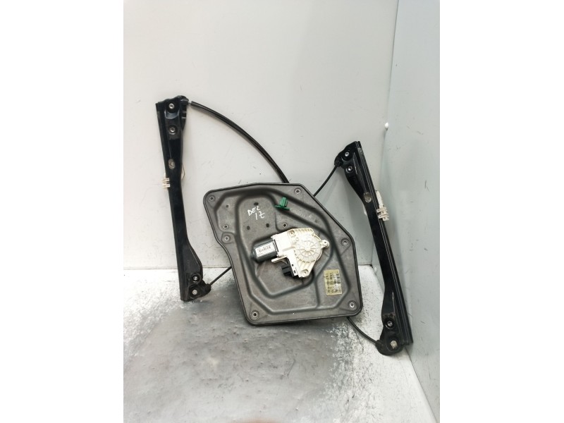 Recambio de elevalunas delantero izquierdo para skoda suberb (3t4) ambition referencia OEM IAM 3T0837401A 5P 08