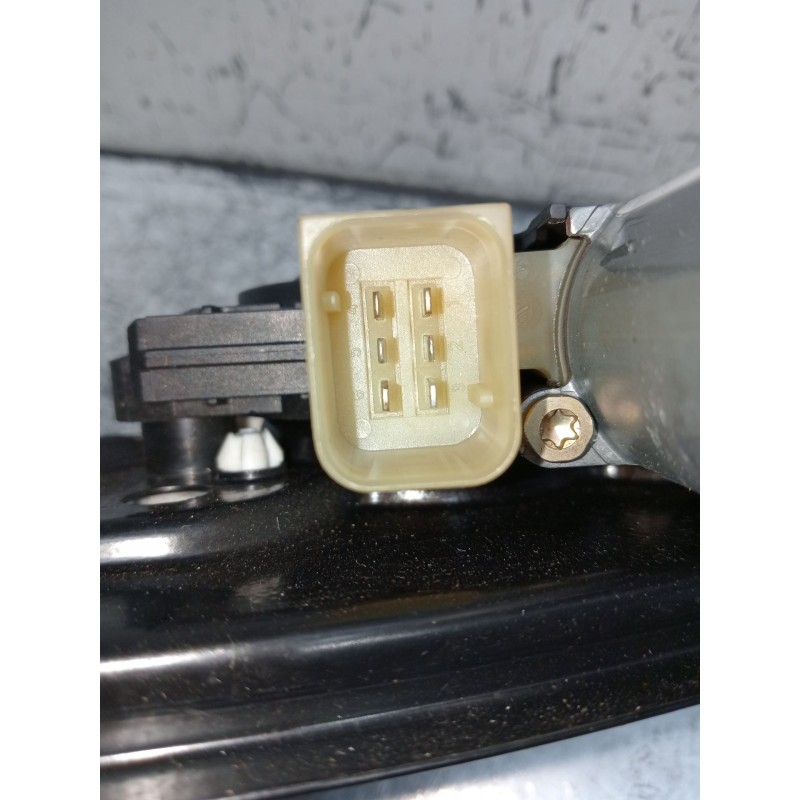 Recambio de elevalunas trasero derecho para mercedes-benz clase c (w203) familiar 2.2 cdi cat referencia OEM IAM 0130822007 5P 0