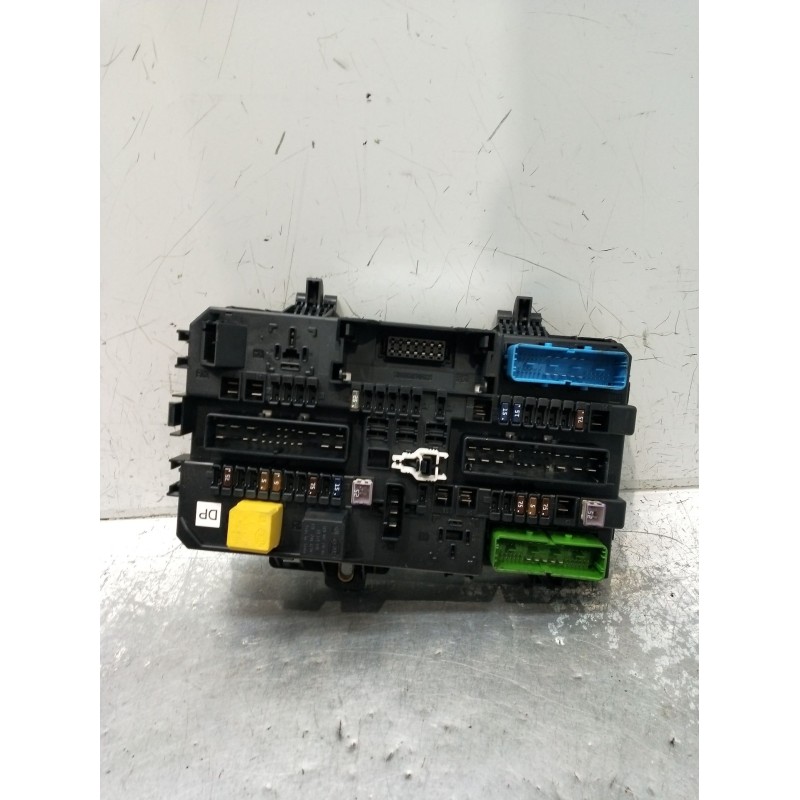 Recambio de caja reles / fusibles para opel astra h (a04) 1.6 (l48) referencia OEM IAM 5DK00866931 13181278 04