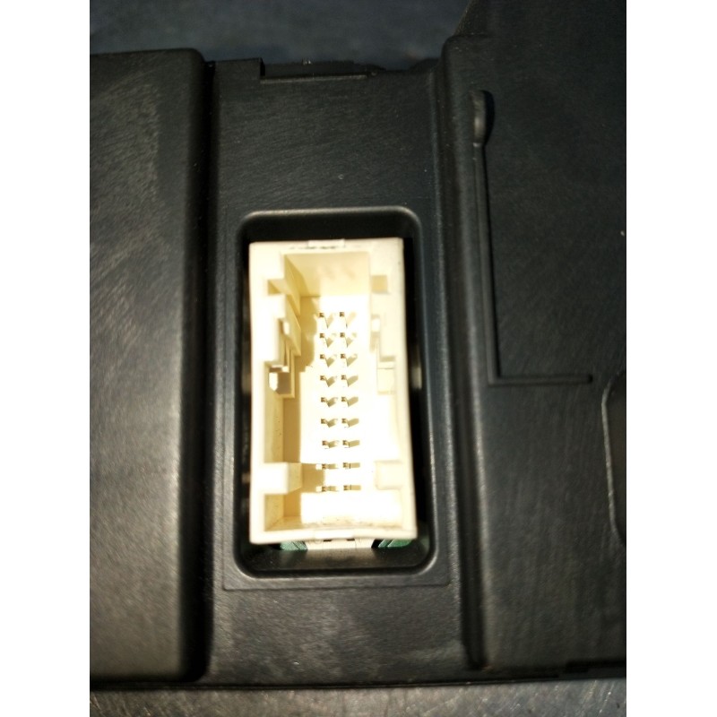 Recambio de mando calefaccion / aire acondicionado para renault megane ii station wagon (km0/1_) 1.9 dci referencia OEM IAM 8200