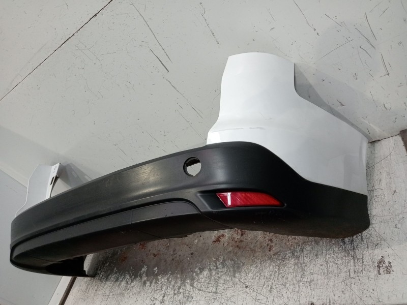 Recambio de paragolpes trasero para ford focus turn. business referencia OEM IAM  5P 17