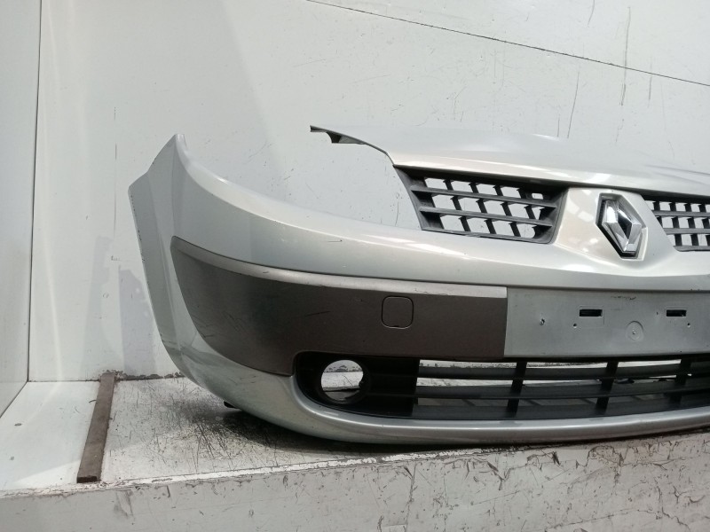 Recambio de paragolpes delantero para renault scénic ii (jm0/1_) 1.9 dci (jm0g, jm12, jm1g, jm2c) referencia OEM IAM  5P 04
