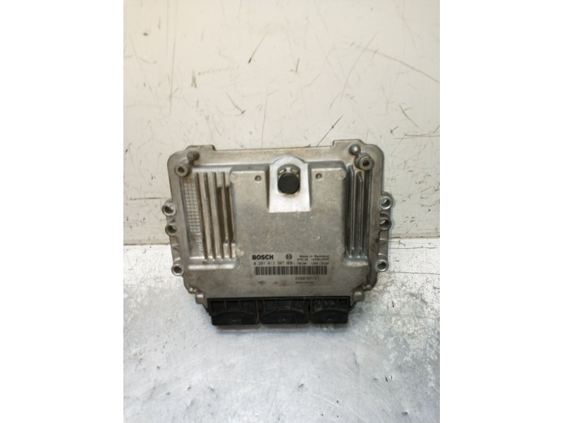 Recambio de centralita motor uce para renault megane ii station wagon (km0/1_) 1.9 dci referencia OEM IAM 0281013907 8200705747 