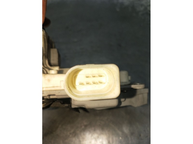 Recambio de motor cierre centralizado delantero derecho para skoda suberb (3t4) ambition referencia OEM IAM 3C1837016A 5P 08