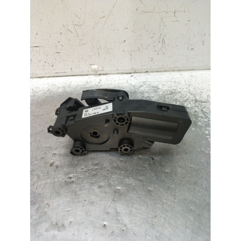 Recambio de motor cierre centralizado trasero derecho para skoda suberb (3t4) ambition referencia OEM IAM 3T0827300B 5P 08