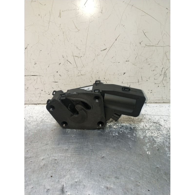 Recambio de motor cierre centralizado trasero izquierdo para skoda suberb (3t4) ambition referencia OEM IAM 3T0827299B 5P 08