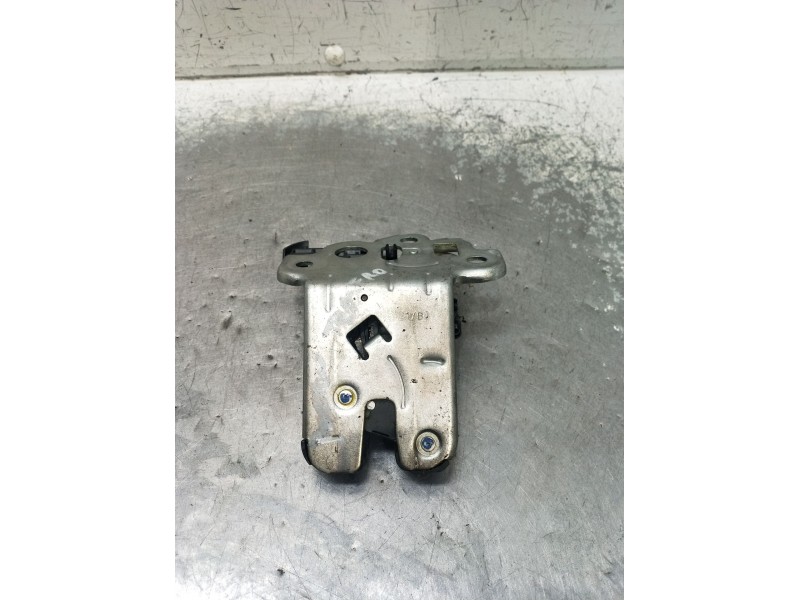 Recambio de motor cierre centralizado porton para skoda suberb (3t4) ambition referencia OEM IAM 9K9327565 5P 08