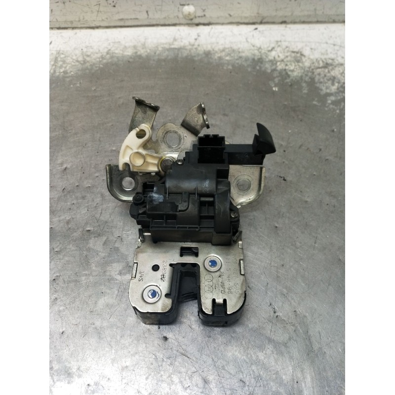 Recambio de motor cierre centralizado porton para skoda suberb (3t4) ambition referencia OEM IAM 9K9327565 5P 08