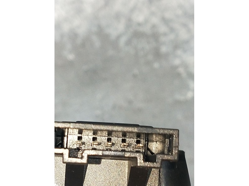 Recambio de motor cierre centralizado porton para skoda suberb (3t4) ambition referencia OEM IAM 4F9827383A 5P 08