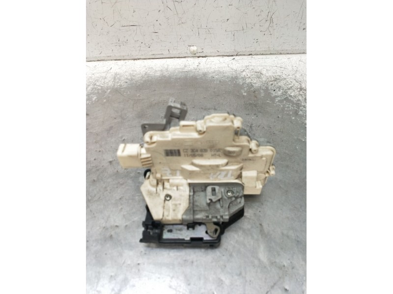 Recambio de motor cierre centralizado trasero izquierdo para skoda suberb (3t4) ambition referencia OEM IAM 3C4839015A 5P 08