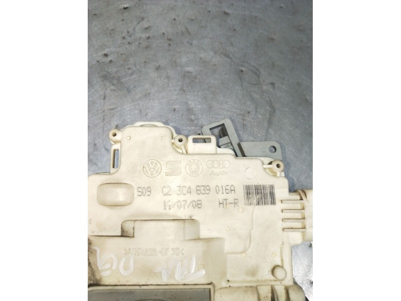 Recambio de motor cierre centralizado trasero derecho para skoda suberb (3t4) ambition referencia OEM IAM 3C4839016A 5P 08