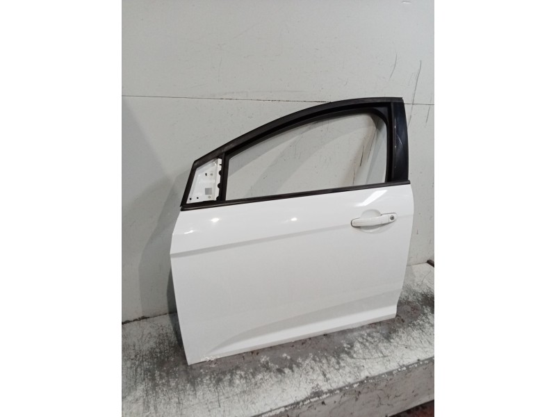 Recambio de puerta delantera izquierda para ford focus turn. business referencia OEM IAM  5P 17