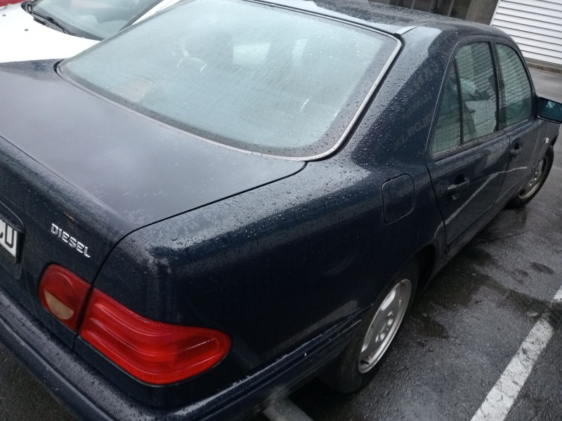 mercedes-benz clase e (w210) del año 1999